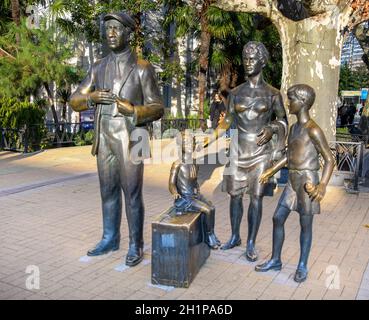 Sotschi, Russland - 31. Dezember 2020: Denkmal zu Ehren des Komödienfilms 'der Diamant-Arm' Stockfoto