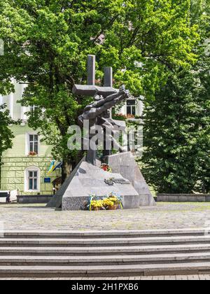 Lemberg, Ukraine - 31. Mai 2016: Denkmal für die Opfer der kommunistischen Verbrechen, die von S. und R. Shtaier Syvenkyi. Es ist ein historisches Denkmal für die m Stockfoto