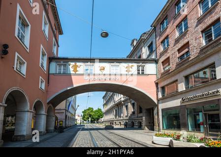 München, Deutschland - 29. Mai 2016: HypoVereinsbank Niederlassung in München. UniCredit Bank, besser unter dem Namen HypoVereinsbank bekannt, ist die fünftgrößte der Stockfoto