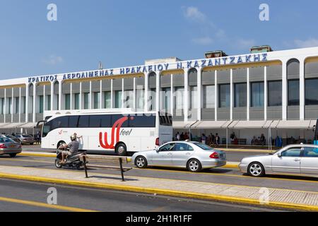 Heraklion, Griechenland - 17. September 2018: Terminal des Flughafens Heraklion (HER) in Griechenland. Stockfoto