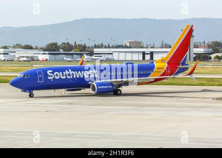San Jose, Kalifornien - 11. April 2019: Southwest Airlines Boeing 737-800 Flugzeug am Flughafen San Jose (SJC) in Kalifornien. Boeing ist eine amerikanische Aircr Stockfoto
