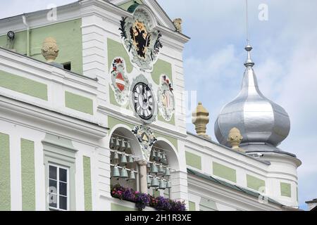 Rathaus in Gmunden, Bezirk Gmunden, Oberösterreich, Österreich, Europa - Rathaus in Gmunden, Bezirk Gmunden, Oberösterreich, Österreich, Europa Stockfoto