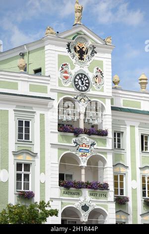 Rathaus in Gmunden, Bezirk Gmunden, Oberösterreich, Österreich, Europa - Rathaus in Gmunden, Bezirk Gmunden, Oberösterreich, Österreich, Europa Stockfoto