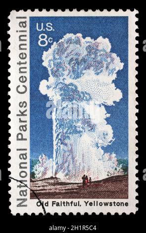 Stempel, gedruckt von den USA zeigt Ausbruch des Old Faithful Geysir im Yellowstone National Park, ca. 1972. Stockfoto