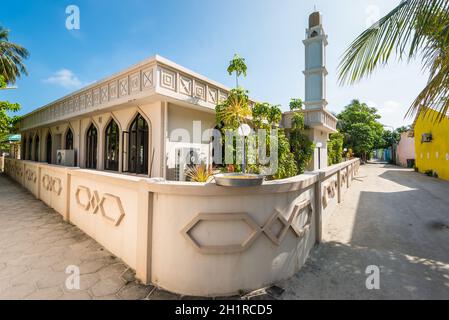 Huraa, Malediven - 21. November 2017: Die Moschee auf der Insel Huraa auf den Malediven, Nord Male Atoll, Indischer Ozean. Stockfoto