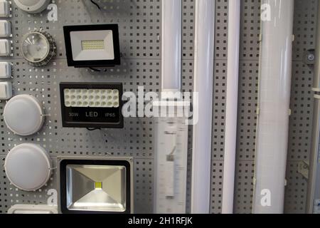 Set von modernen Leuchten, LED-Spot, Mischung aus LED-Beleuchtung Exposition Stockfoto