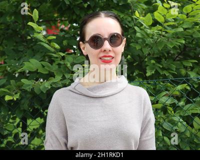 Klara Johanna Lakomy während der Einweisungsfeier der Reinhard-Lakomy-Straße in Magdeburg Stockfoto