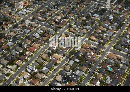 In der Nähe von LAX, Del Aire, Hawthorne, Los Angeles, Kalifornien, USA - Luftaufnahme Stockfoto