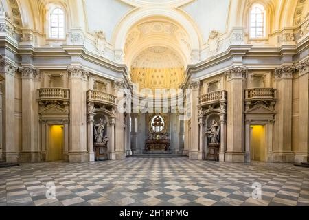 Turin, Region Piemont, Italien - ca. August 2020: Königliche Kirche in Reggia di Venaria reale. Stockfoto