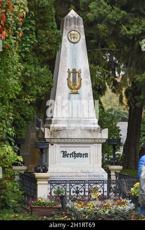 Ehrengrab von Ludwig van Beethoven auf dem Zentralfriedhof in Wien - Ehrengrab von Ludwig van Beethoven auf dem Zentralfriedhof in Wien - Stockfoto