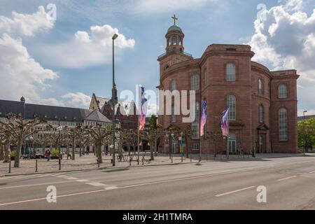 Blick auf den Paulsplatz mit der Paulskirche, Frankfurt, Deutschland Stockfoto