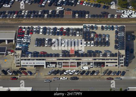 Putnam Autohändler, California Drive, Burlingame, San Francisco, Kalifornien, USA - Luftaufnahme Stockfoto