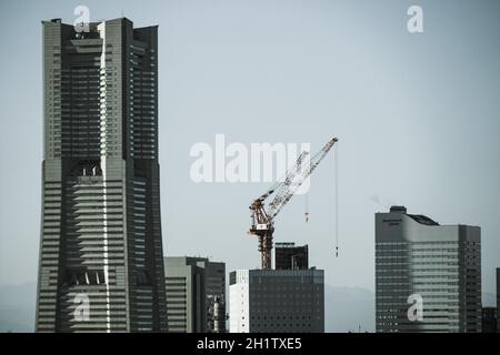 Yokohama Skyline sichtbar vom Marine Tower (monochrom). Drehort: Yokohama-Stadt kanagawa Präfektur Stockfoto