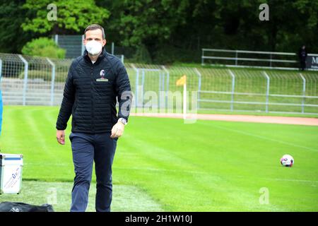 Trainer Christian Preußer (SC Freiburg II) beim Spiel der Fußball-RL SW 20-21: 38. Sptg: SC Freiburg II - TSV Eintracht Stadtallendorf Stockfoto