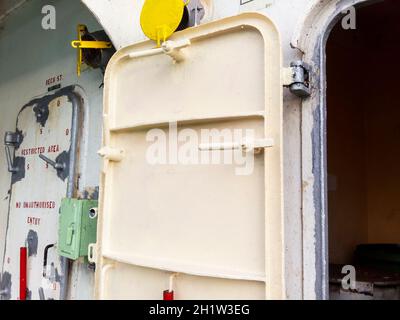 Noworossijsk, Russland - 20. August 2017: Das "Bullauge" des "Bullauge" in der Kabine. Stockfoto