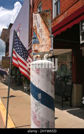 Barber Shop-Schilder in Small Town Stockfoto