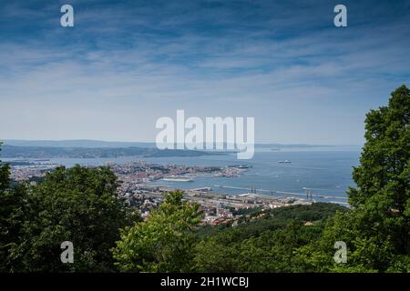 Triest, Italien. 13. Juni 2021. Der Panoramablick auf die Stadt Stockfoto