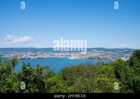 Triest, Italien. 13. Juni 2021. Der Panoramablick auf die Stadt Stockfoto