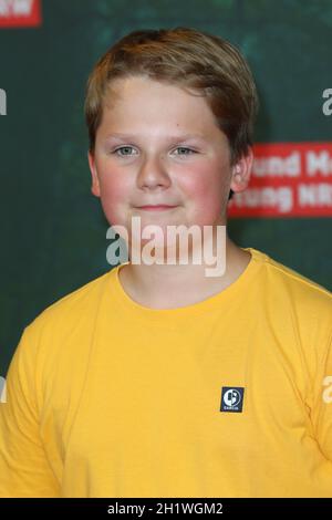 Julius Weckauf, Premiere Catweazle, Kino UCI0, Bochum, 27.06.2021 Stockfoto