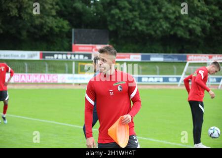 Heimkehrer Patrick Kammerbauer (SC Freiburg) beim Trainingskontakt SC Freiburg II, 3. FUSSBALL-LIGA DIE DFL-VORSCHRIFTEN VERBIETEN DIE VERWENDUNG VON FOTOGRAFIEN Stockfoto