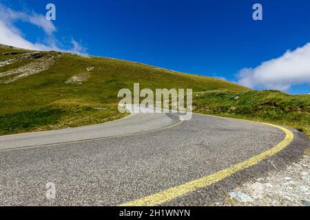 Die Straße Transalpinain die Karpaten von Rumänien Stockfoto