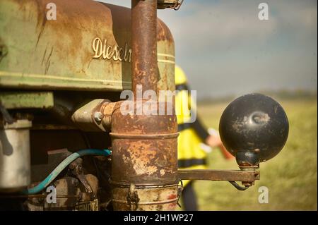 ROVIGO, ITALIEN 21. JULI 2021: Alte Traktorenlandwirtschaft Stockfoto