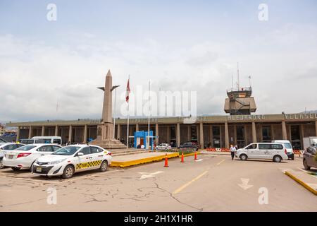 Cuzco, Peru - 2. Februar 2019: Terminal-Gebäude des Cuzco Airport (CUZ) in Peru. Stockfoto