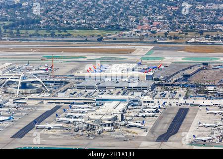 Los Angeles, Kalifornien - 14. April 2019: Los Angeles International Airport LAX Terminals Übersicht Luftaufnahme in den Vereinigten Staaten. Stockfoto