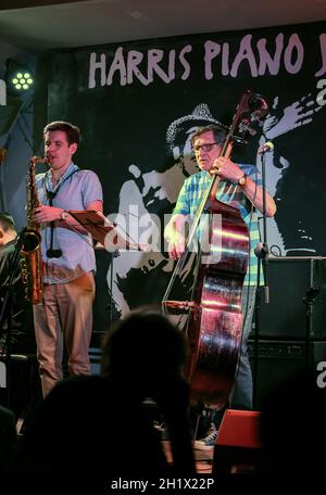 Krakau, Polen - 5. Juli 2021: Marian Pawlik Quartett spielt live bei der 26. Ausgabe des Summer Jazz Festivals in Krakau, Stockfoto