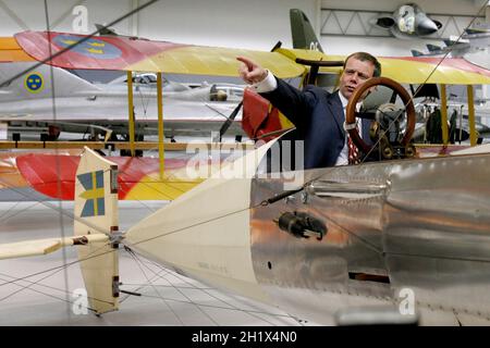 Christer Fuglesang ist Schwedens erster und bisher einziger Astronaut, der am Dienstag das Flygvapenmuseum in Linköping, Schweden besucht. Stockfoto