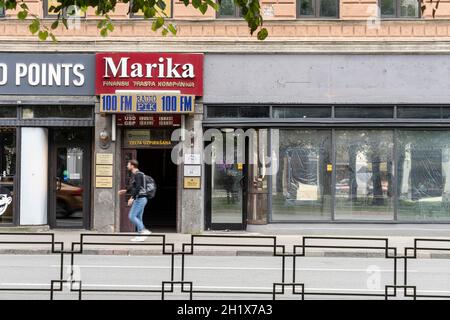 Riga, Lettland. August 2021. Radio PIK 100 FM sendete Hauptquartier in der Innenstadt Stockfoto