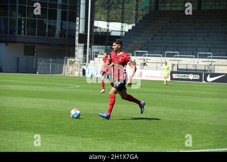 Vincenzo Grifo (SC Freiburg) mit Ball, beim Fußball-Testspiel: SC Freiburg - FC Zürich DIE VORSCHRIFTEN VERBIETEN DIE VERWENDUNG VON FOTOGRAFIEN ALS BILDSEQUENZEN Stockfoto