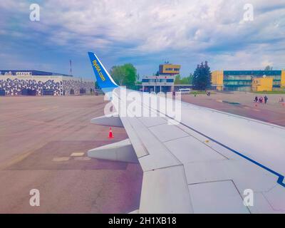 Zaporizhzhia, Ukraine - 11. Mai 2021: Internationaler Flughafen Zaporizhzhia - Außenansicht Stockfoto