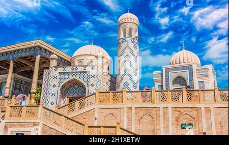 SAMARKAND, Usbekistan - Mai 8, 2019: Gedenkstätte von Islam Karimow Samarkand, Usbekistan. Stockfoto