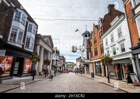 Guildford, 6. Oktober 2021: GV aus dem Stadtzentrum von Guildford Stockfoto