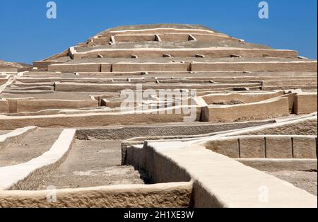 Nazca Pyramide in Cahuachi archäologische Stätte in der Nazca Wüste Von Peru Stockfoto