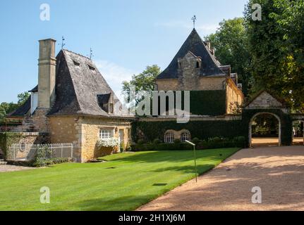 Eyrignac, Frankreich - 2. September 2018: Das malerische Jardins du Manoir d Eyrignac in der Dordogne. Frankreich Stockfoto