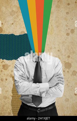 Zeitgenössische Kunstcollage eines Mannes in einem Anzug mit Regenbogenkopf, isoliert auf strukturiertem Hintergrund. LGBTQIA-Unterstützung Stockfoto
