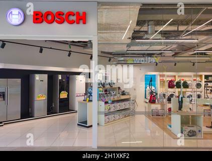 Kiyv, Ukraine - 2. August 2021: Bosch-Store am 2. August 2021 im Einkaufszentrum in Kiyv, Ukraine Stockfoto