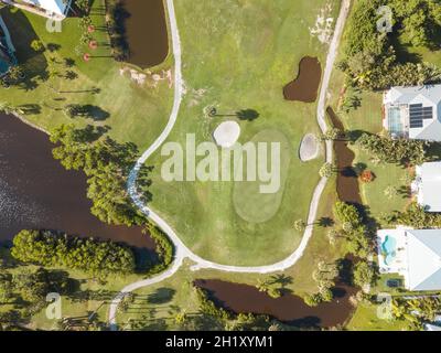 Bokeelia, FL, USA: Luftaufnahme mit Golfplatzhäusern Stockfoto