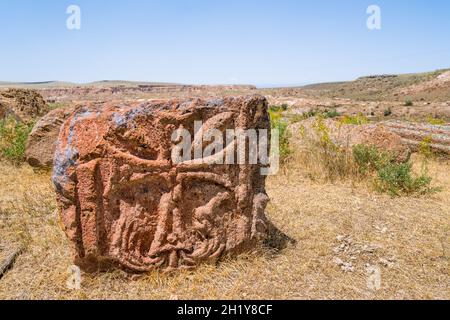 Eines der frühesten erhaltenen christlichen Denkmäler in Armenien - Yererouk Basilika aus dem 4. Jahrhundert in der armenischen Provinz Shirak Stockfoto