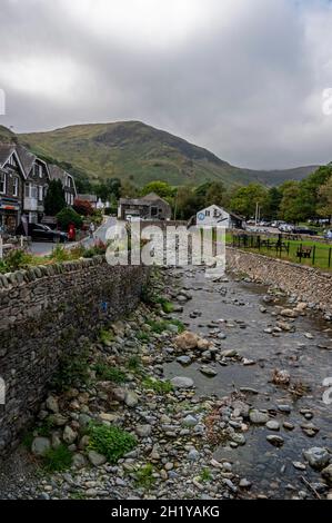 Teil des Dorfes Glenridding bei Ullswater, dem zweitgrößten See mit einer Länge von 14 km im Lake District National Park in Cumbria, Großbritannien. Glen Stockfoto