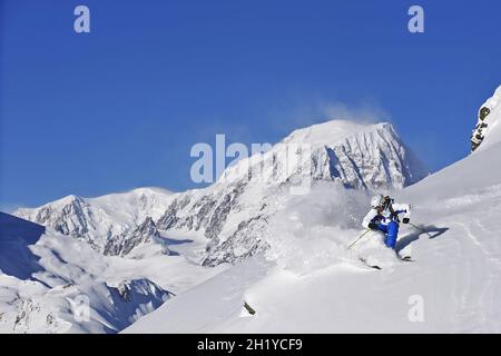 OFF-PISTE SKIFAHREN ODER FREERIDE, ESPACE SAN BERNARDO, LA ROSIERE, TARENTAISE, ALPEN, SAVOYEN (73), RHONE-ALPES, FRANKREICH Stockfoto