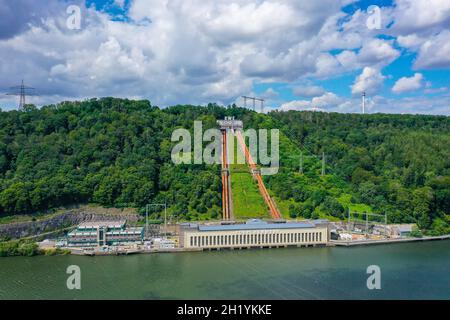 Herdecke, Nordrhein-Westfalen, Deutschland - RWE Pumpspeicherkraftwerk Herdecke am Hengsteysee. Lake Hengstey, fertiggestellt 1929 und in Betrieb Stockfoto