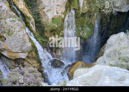 Wasserfall, Kourtaliotiko-Schlucht, Kreta, Griechenland Stockfoto