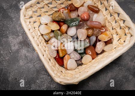 Verschiedene Formen Seestein Kieselsteine. Bunte Felsen. Stockfoto