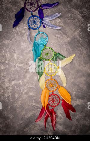 Set aus sieben bunten Chakren-Symbolen. Meditation über das Regenbogen-Chakra Stockfoto