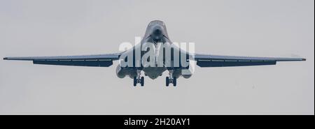 B1 Lancer-Flugzeuge von Dyess, AFB, nach Fairford als Teil der Bomber Task Force Europe eingesetzt. Die B1 gehören zur Expeditionary Bomb Squadron von 9. Stockfoto