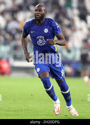 Datei-Foto vom 29-09-2021 von Chelsea's Romelu Lukaku in Aktion während der UEFA Champions League, Gruppe H Spiel im Allianz Stadium, Turin. Thomas Tuchel glaubt, dass internationale Top-Stars wie Romelu Lukaku „überspielt“ sind und aufgrund des überfüllten Fußballkalenders leiden. Ausgabedatum: Dienstag, 19. Oktober 2021. Stockfoto