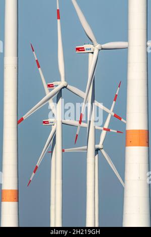 Windpark Königshovener Höhe, Windpark von RWE Innogy, auf einem rekultivierten Gebiet des Tagebaus Garzweiler, Windturbinen Senvion 3.2M114, Bedburg, Stockfoto